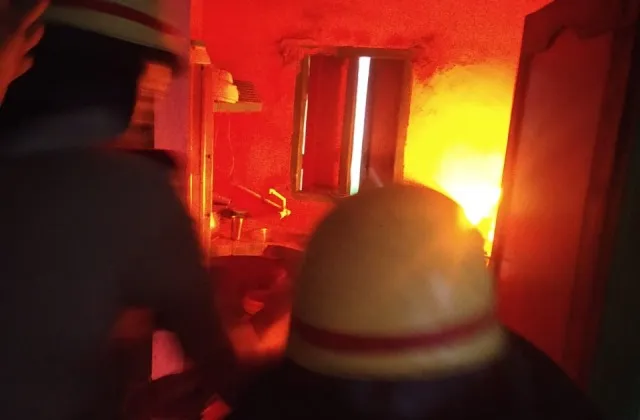 ଗ୍ୟାସ୍ ଲିକ୍ ହୋଇ ଘରେ ଲାଗିଲା ନିଆଁ