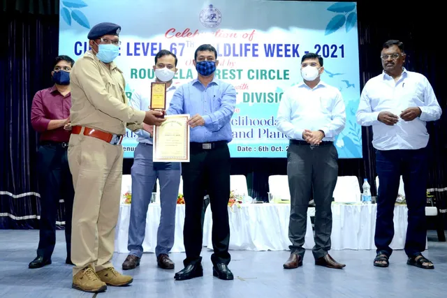 ଜଙ୍ଗଲ ଓ ବନ୍ୟପ୍ରାଣୀଙ୍କ ସୁରକ୍ଷା ଦ୍ୱାରା ଜୈବମଣ୍ଡଳ ସନ୍ତୁଳିତ ରହିପାରିବ: ଆରସିସିଏଫ୍