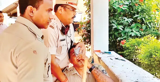 ନରସିଂହପୁର ଥାନା ସମ୍ମୁଖରେ ପୁଲିସ-ବିଜେପି କର୍ମୀ ଖଣ୍ଡଯୁଦ୍ଧ