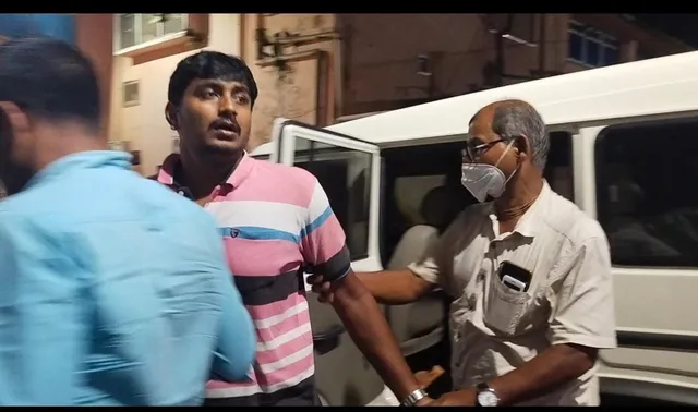 ସତ ଶବ ବ୍ୟବଚ୍ଛେଦ ରିପୋର୍ଟ ପାଇଁ ୨୦ହଜାର ଲାଞ୍ଚ, ଭିଜିଲାନ୍ସ ଜାଲରେ ପଡ଼ିଲେ ଯୁବ ଡାକ୍ତର ଦେବିଦତ୍ତ ପାତ୍ର