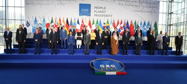 କରୋନା ଯୋଦ୍ଧାଙ୍କ ସହ ‘ପାରିବାରିକ ଫଟୋ’ ଉଠାଇଲେ ମୋଦୀଙ୍କ ସମେତ ୨୦ ରାଷ୍ଟ୍ରମୁଖ୍ୟ