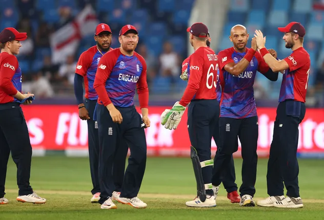 ଟି୨୦ ବିଶ୍ବକପ୍ : ଓ୍ବେଷ୍ଟଇଣ୍ଡିଜକୁ ୬ ଓ୍ବିକେଟରେ ହରାଇଲା ଇଂଲଣ୍ଡ