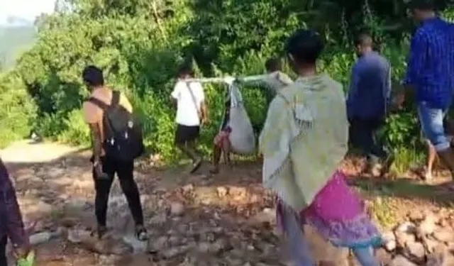 ରୋଗୀ ନେବାକୁ ଆଜି ବି ଗୁମ୍ମାବାସୀଙ୍କ ଭରସା ଖଟିଆ