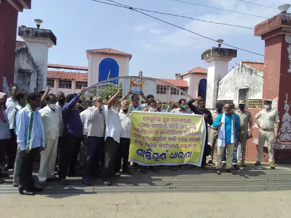 ଖରିଫ ଧାନ ସଂଗ୍ରହରେ ଚାଷୀଙ୍କ ପଂଜୀକରଣ ଅନିୟମିତତା ନେଇ ଚାଷୀଙ୍କ ଧାରଣା