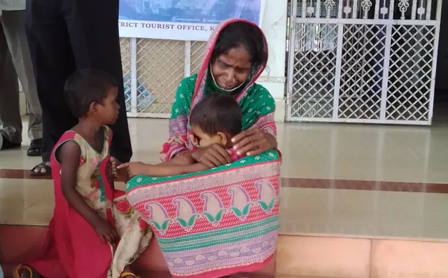 ଖୋର୍ଦ୍ଧାରେ ମାତିଛନ୍ତି ମଣିଷ ଦଲାଲ: ଚାକିରି ପ୍ରଲୋଭନ ଦେଖାଇ ରାଜ୍ୟ ବାହାରକୁ ନେଇ ମାରିଦେଲେ !