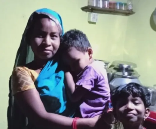 ରୋଜଗାରିଆ ସ୍ବାମୀ ଜେଲରେ, ୨ ପିଲାଙ୍କୁ ନେଇ ପତ୍ନୀ ମାଳତୀ ଏବେ ବହୁ କଷ୍ଟରେ