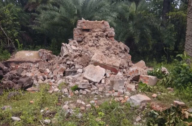 ନକ୍ସଲ ନର୍ମିତ ସହିଦସ୍ତମ୍ଭକୁ ଧ୍ବଂସ କଲେ ଯବାନ