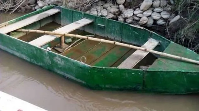 ପାକିସ୍ତାନରୁ ଆସି ପଞ୍ଜାବର ପଠାନକୋଟରେ ଭାସୁଥିବା ଡଙ୍ଗାକୁ ଜବତ କଲା ବିଏସଏଫ