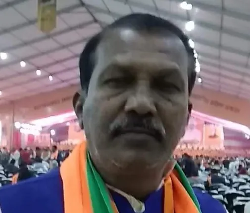 ମହଙ୍ଗା ପଡ଼ିଲା ଅପରାଜିତାଙ୍କୁ ସମର୍ଥନ ଓ ଦଳ ବିରୋଧୀ ମନ୍ତବ୍ୟ! ଦାୟିତ୍ବରୁ ହଟିଲେ ଯୁବ ଓ କୃଷକ ମୋର୍ଚ୍ଚା ସଭାପତି