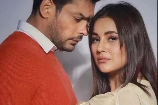 ସିଦ୍ଧାର୍ଥ ଓ ଶେହନାଜଙ୍କ ଗୀତ ‘ଅଧୁରା’ ପୋଷ୍ଟର ହେଲା ରିଲିଜ