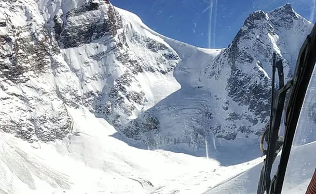 ଉତ୍ତରାଖଣ୍ଡରେ ୧୧ ପର୍ବତାରୋହୀ ମୃତ; ବାୟୁସେନା ଚଳାଇଛି ଉଦ୍ଧାର ଅଭିଯାନ