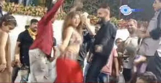 କୋଭିଡ୍‌ ନିୟମ ଉଲ୍ଲଂଘନ କରି ‘ଜନ୍ମଦିନ ପାର୍ଟି’ ଆୟୋଜନ ମହଙ୍ଗା ପଡ଼ିଲା; ୭ ଗିରଫ: ଭିଡିଓ ହେଲା ଭାଇରାଲ୍‌