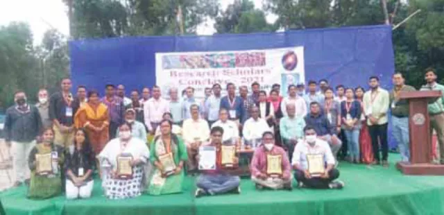 ଫକୀରମୋହନ ବିଶ୍ବବିଦ୍ୟାଳୟରେ ଅନୁସନ୍ଧାନ ସମ୍ମିଳନୀ: ୧୮୦ଜଣ ଗବେଷକ ଯୋଗଦେଲେ