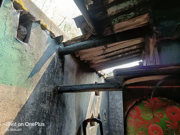 ବିଦ୍ୟୁତ୍‌ ସଟ୍‌ ସର୍କିଟରୁ ଜଳିଗଲା ଅଙ୍ଗନବାଡିକର୍ମୀଙ୍କ ଘର