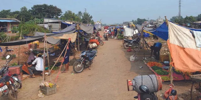 ପ୍ରତିଶ୍ରୁତି ଦେଇ ଭୁଲିଗଲା ପ୍ରଶାସନ, ଧୂଳିର ଚାଦର ତଳେ ବିଜୁଙ୍କ ସ୍ବପ୍ନର ଚୌଦ୍ବାର