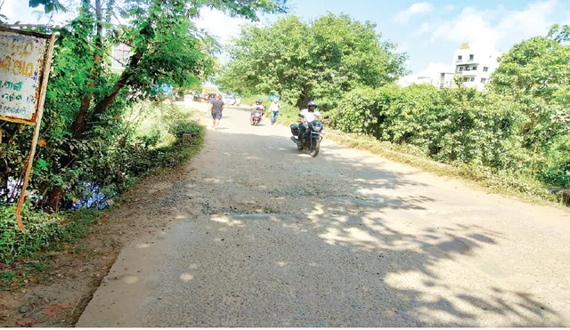 ବିପଜ୍ଜନକ ବୋତଣ୍ଡା ବ୍ରିଜ୍‌, ସୁରକ୍ଷା ବାଡ଼ ନିର୍ମାଣ ପାଇଁ ଦାବି