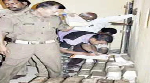 ୧୦ ବର୍ଷ ବିତିଲା, ତୁଟିଲାନି ରୁପା ଇଟା ବିବାଦ: ଜିଲ୍ଲା ଅସ୍ତ୍ରାଗାରରେ ରହିଛି ୫୨୨ ଖଣ୍ଡ ରୁପା ଇଟା