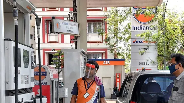 ଆଜି ପେଟ୍ରୋଲ୍‌ ଦର ୩୫ ପଇସା ଓ ଡିଜେଲ୍‌ ଦର ୩୮ ପଇସା ବୃଦ୍ଧି