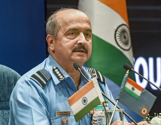 ଏଲଏସି ସେପଟେ ଲଢୁଆ ବିମାନ ମୁତୟନ କରିଛି ଚୀନ : ଭାରତୀୟ ବାୟୁସେନା ମୁଖ୍ୟ