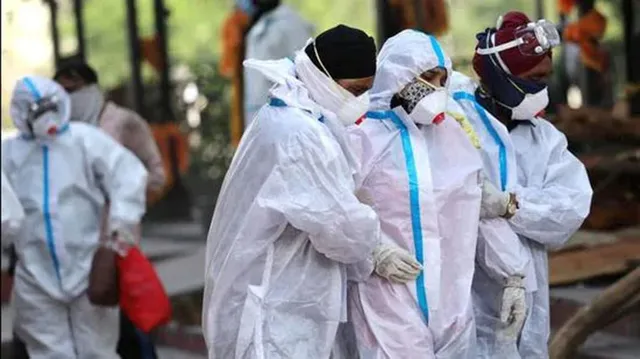 କେରଳ ପୁଣି ଯୋଡ଼ିଲା ୬୫୨ କରୋନା ମୃତ୍ୟୁ, ଦୈନିକ ମୃତ୍ୟୁ ସଂଖ୍ୟା ୮୦୫ରେ ପହଞ୍ଚିଲା