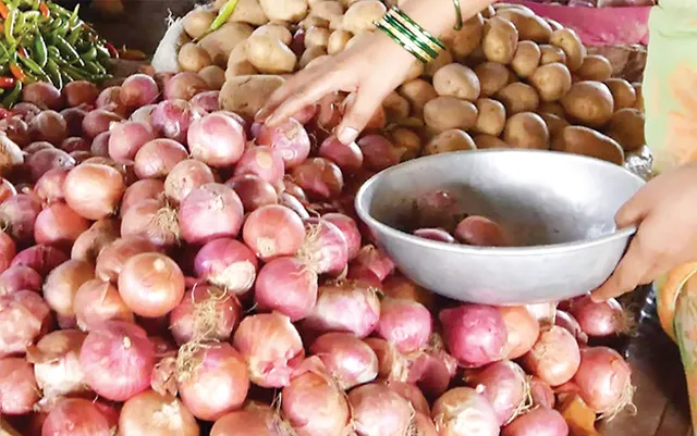 ୫ ଲକ୍ଷ ଟନ୍ ପିଆଜ ସଂଗ୍ରହ ହେ‌ବ