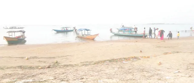 ପର୍ଯ୍ୟଟନ ଋତୁରେ ମାତିଲେଣି ଦଲାଲ