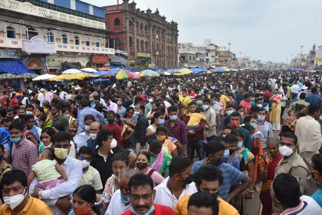 ମହାପ୍ରଭୁଙ୍କ ଦର୍ଶନ ପାଇଁ ପୁରୀ‌ରେ ଅସମ୍ଭାଳ ଭିଡ଼