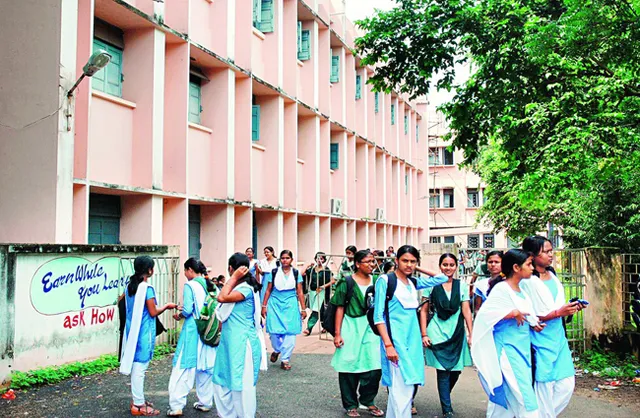 ଯୁକ୍ତ୨ ପ୍ରଥମ ବର୍ଷ ଛାତ୍ରଛାତ୍ରୀଙ୍କ କ୍ଲାସ ଆଜିଠୁ