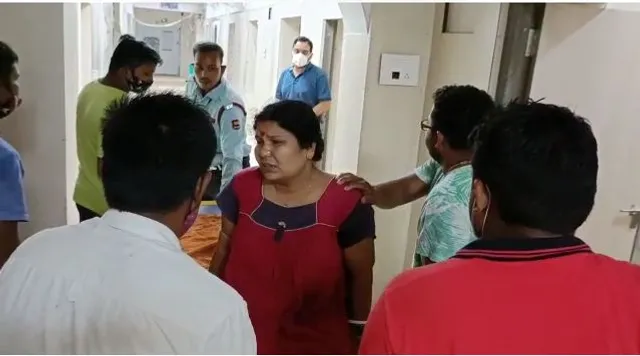 ପୁରୀ ନରେନ୍ଦ୍ର କୋଣ ଅଞ୍ଚଳରେ ଦାଦାବଟିକୁ ନେଇ ଗୁଳିମାଡ଼, ଜଣେ ମହିଳା ଗୁରୁତର ଆହତ