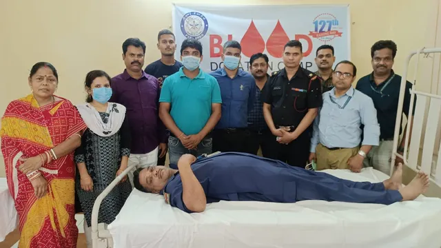 ମେଗା ରକ୍ତଦାନ ଶିବିର: ରକ୍ତଦାନ କଲେ ୧୨୭ ଜଣ ଯବାନ-ପ୍ରତିରକ୍ଷା କର୍ମଚାରୀ