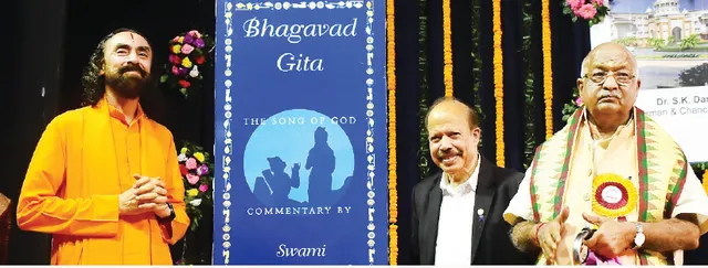 ‘ଭଗବତ ଗୀତା: ଦି ସଙ୍ଗ୍ ଅଫ୍ ଗଡ’ ପୁସ୍ତକ ଉନ୍ମୋଚିତ