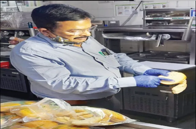 କେଏଫ୍‌ସିରେ ସିଏମ୍‌ସିର ଚଢ଼ଉ: ବାସି ପାଉଁରୁଟି ଓ ଏକ୍ସପାରି କ୍ରିପ୍ସି ଚିକେନ ଜବତ