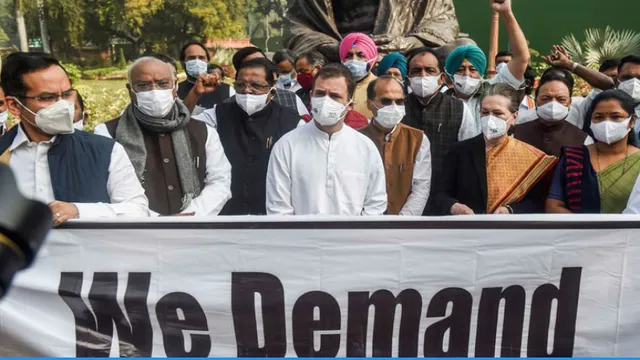 ସରକାର ଆଲୋଚନାକୁ ଡରୁଛନ୍ତି: ରାହୁଲ