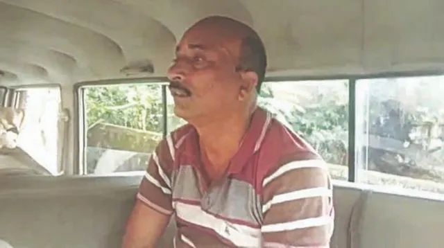 ଖସିବା ପାଇଁ ଗଂଜେଇ ମାଫିଆଙ୍କ ଅଜବ ନୀତି: ଚଢଉ ସମୟରେ ଛାଡି‌ଦେଲେ ଦୁଇ ପୋଷା କୁକୁର, ଆକ୍ରମଣରେ ଜଣେ ଅଧିକାରୀ ଓ ଦୁଇ କର୍ମଚାରୀ ଆହତ