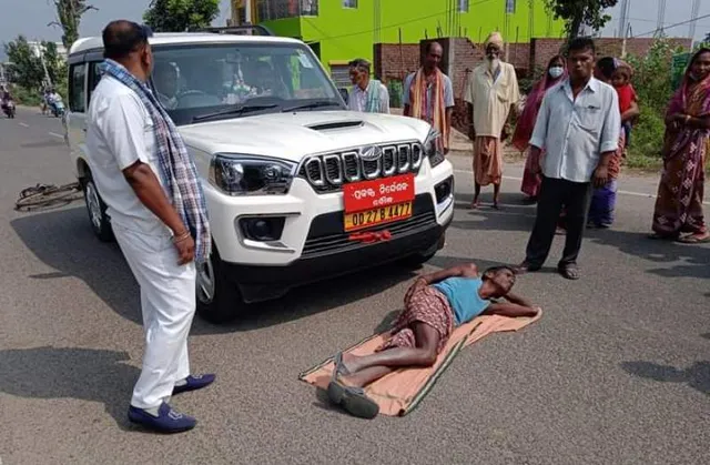 ପ୍ରଶାସନିକ ଅବହେଳା ସଂପର୍କରେ ଜିଲ୍ଲାପାଳଙ୍କୁ ଜଣାଇଲେ କଣ୍ଟାମାଳବାସୀ