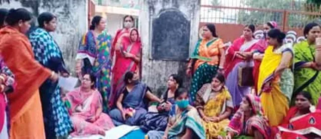 ନିମପୁର ସରସ୍ବତୀ ଶିଶୁ ବିଦ୍ୟାମନ୍ଦିର ଅଭିଭାବକଙ୍କ ଧାରଣା, ୬୪ ଛାତ୍ରଛାତ୍ରୀ କରିପାରି ନାହାନ୍ତି ମାଟ୍ରିକ୍‌ ପରୀକ୍ଷା ଫର୍ମପୂରଣ