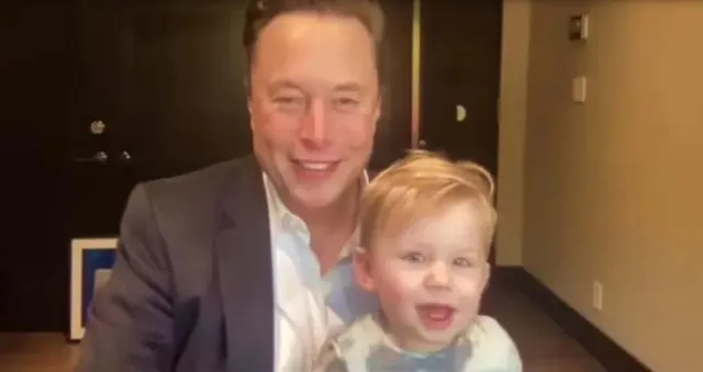 ଟେସଲାର ସିଇଓ ୬ମାସର ପୁଅକୁ କୋଳରେ ଧରି ଆରମ୍ଭ କଲେ ମିଟିଂ