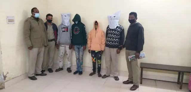 ସୁନା ଦୋକାନୀ ସହ ୪ ଚୋର ଗିରଫ, ୩୫ ଗ୍ରାମର ସୁନାଗହଣା ଜବତ