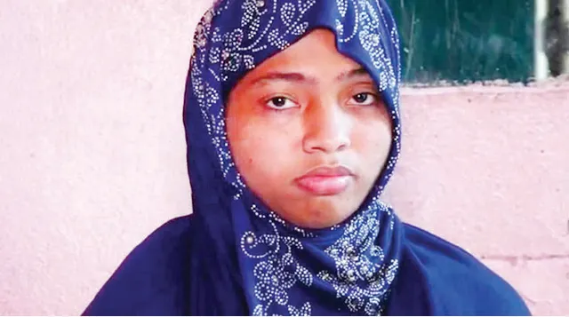 ବିରଳ ପ୍ରତିଭା: ଦୁଇହାତରେ ବିଭିନ୍ନ ଭାଷାରେ ଲେଖିପାରନ୍ତି ଜଟଣୀର ମୁସକାନ୍ ବେହେସିନ