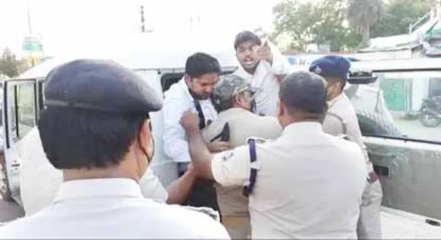 କେନ୍ଦ୍ରାପଡ଼ାରେ ମନ୍ତ୍ରୀ ପ୍ରତାପ ଜେନାଙ୍କୁ ବିରୋଧ