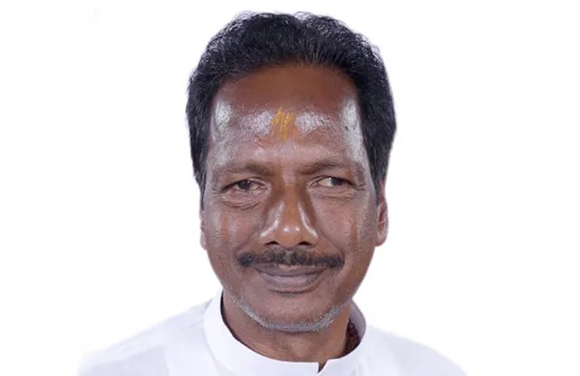 ଦୋ’ଛକିରେ ମହେଶଙ୍କ ସମର୍ଥକ: ନୂଆ ସାଂସଦ ପ୍ରାର୍ଥୀଙ୍କ ସହ ଯୋଡ଼ିହେବେ ନା ନାହିଁ?