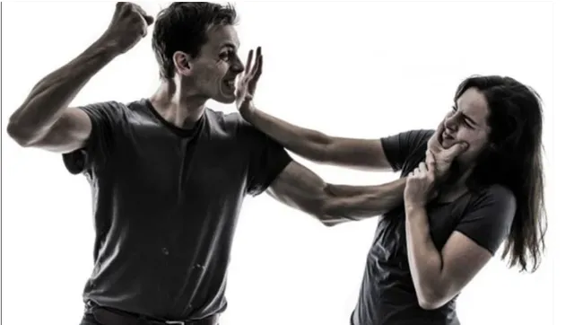 ଘରୋଇ ହିଂସା ପାଇଁ ମହିଳା ରାଜି ! ସ୍ଵାମୀଙ୍କଠାରୁ ମାଡ଼ ଖାଇବା ‘ଠିକ’ ବୋଲି କହୁଛନ୍ତି ସ୍ତ୍ରୀ