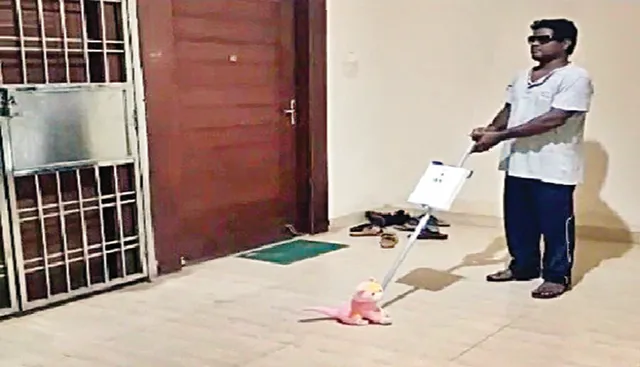 ଦୃଷ୍ଟିବାଧିତଙ୍କ ପାଇଁ ଅତ୍ୟାଧୁନିକ ସ୍ମାର୍ଟ ଆଶାବାଡ଼ି: ୱାନ୍‌-ଟଚ୍‌ରେ ମିଳୁଛି ସବୁ ସୁବିଧା