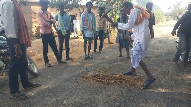 ମାଓପ୍ରବଣ ଅଞ୍ଚଳରେ ରାସ୍ତା ନିର୍ମାଣ ବନ୍ଦ କଲେ ଗ୍ରାମବାସୀ