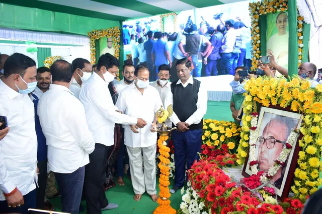 ଭୁବନେଶ୍ବର: ରାଜ୍ୟ କାର୍ଯ୍ୟାଳୟରେ ବିଜେଡିର ପ୍ରତିଷ୍ଠା ଦିବସ