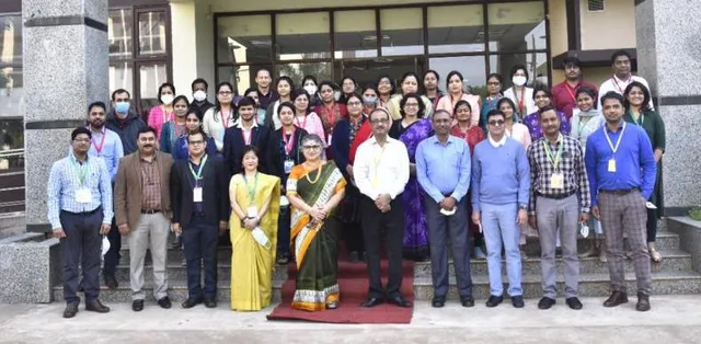 କରୋନା ମହାମାରୀ ମୁକାବିଲା ନିମନ୍ତେ ସ୍ବାସ୍ଥ୍ୟସେବା କ୍ଷେତ୍ରରେ ଗୁଣବତ୍ତାସମ୍ପନ୍ନ ଗବେଷଣା ପଦ୍ଧତି ସମୟର ବଡ଼ ଆହ୍ବାନ  