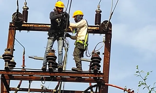 ୮ ହଜାର ଉପଭୋକ୍ତା ୧୧ ଘଣ୍ଟା ଅନ୍ଧାରରେ