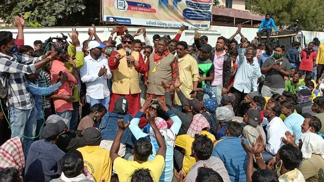 ପୁରୀରେ ବ୍ଲୁ ଫ୍ଲାଗକୁ ବିରୋଧ: ଜିଲ୍ଲାପାଳଙ୍କ କାର୍ଯ୍ୟାଳୟ ଆଗରେ ଗଣଧାରଣା