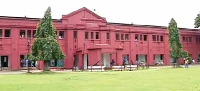 ଜାଗା ନାହିଁ ବୋଲି ବିନିଯୋଗ ହେଲାନି କ୍ବାଟର୍ସ ପାଇଁ ଆସିଥିବା ୪ କୋଟି