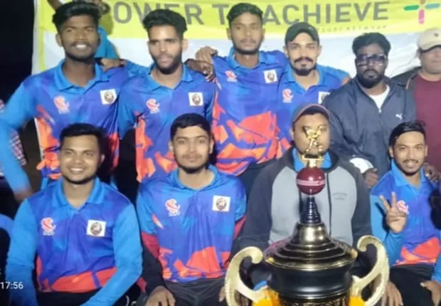 ସର୍ବଭାରତୀୟ ଲୁତୁରପଙ୍କ କ୍ରିକେଟ କପ୍‌: ଆହ୍ଲାବାଦ୍‌କୁ ହରାଇ ଛତିଶଗଡ଼ ଚାମ୍ପିଅନ